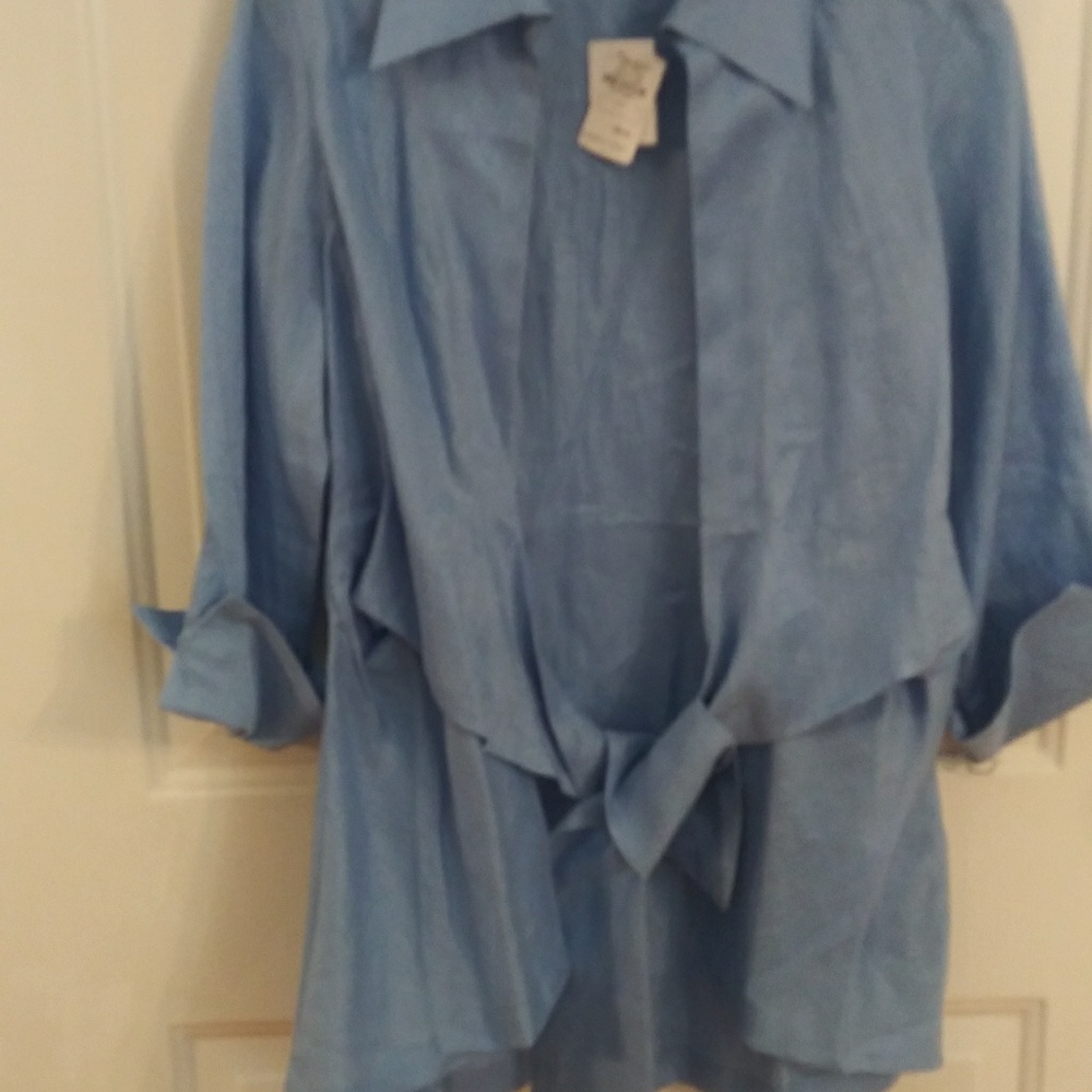 Neiman Marcus front tie blouse